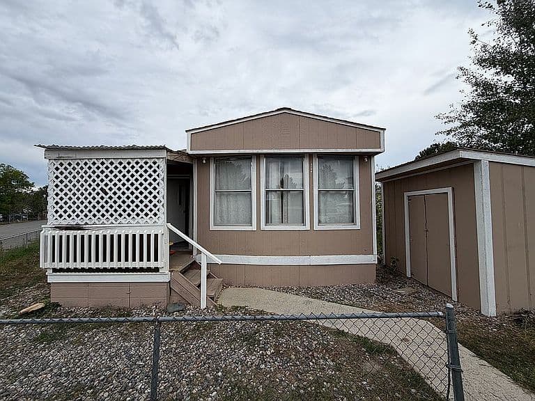 2913 Magnolia Rd photo 1