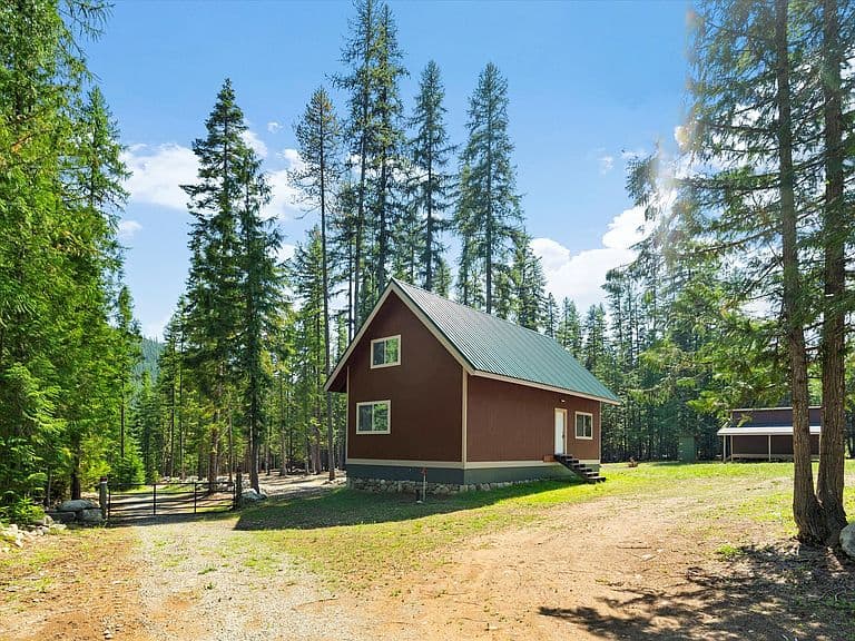 8556 Yaak River Rd photo 5