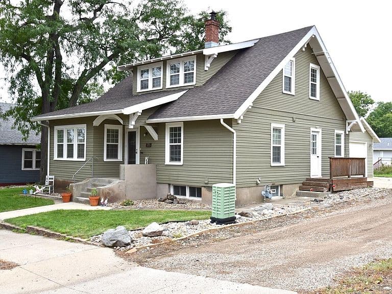 115 S Yankton Ave photo 2