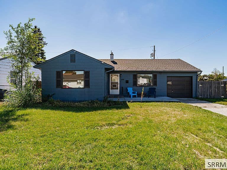 200 Garden St photo 3