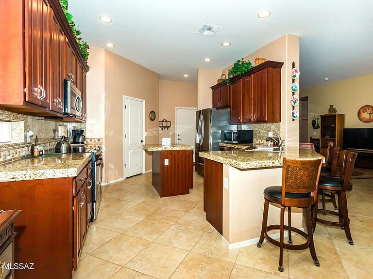 13146 N Woosnam Way photo 3