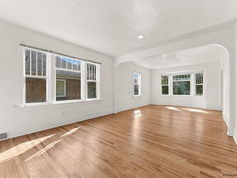 3011 Pioneer Ave photo 5