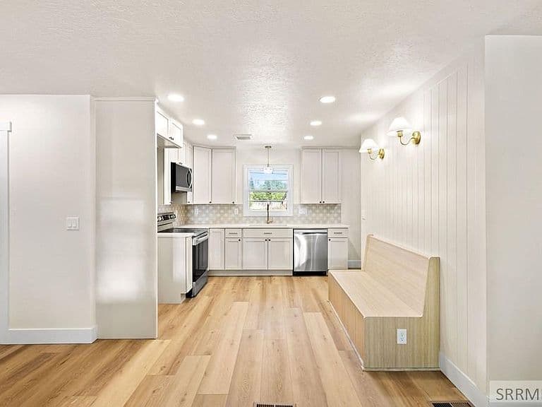 1895 S Avocet Dr photo 5