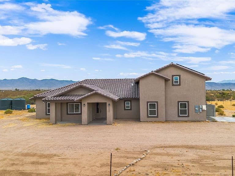3636 N La Osa Road photo 1