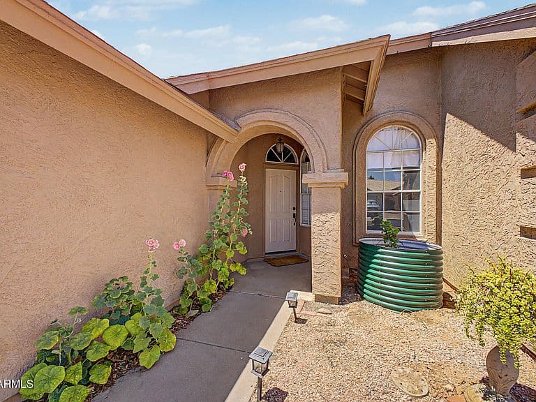 4308 E JUANITA Avenue photo 4