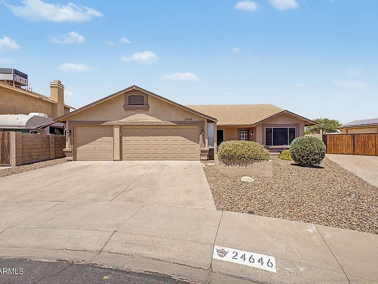 24646 N 42ND Lane photo 2