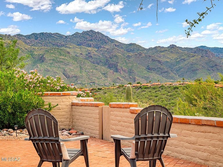5070 N Grey Mountain Trl photo 1