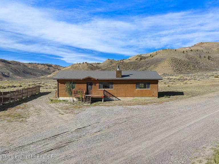 8 Horse Creek Rd photo 2