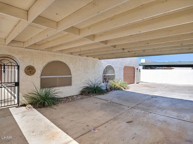 8760 Hopi Dr photo 5