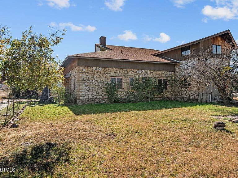 16057 S SICKLES RANCH Road photo 2