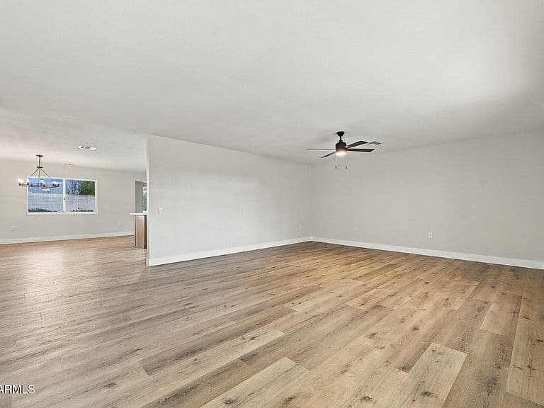 20223 N 125TH Avenue photo 2