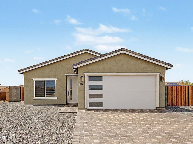 9889 W HEATHER Drive photo 2