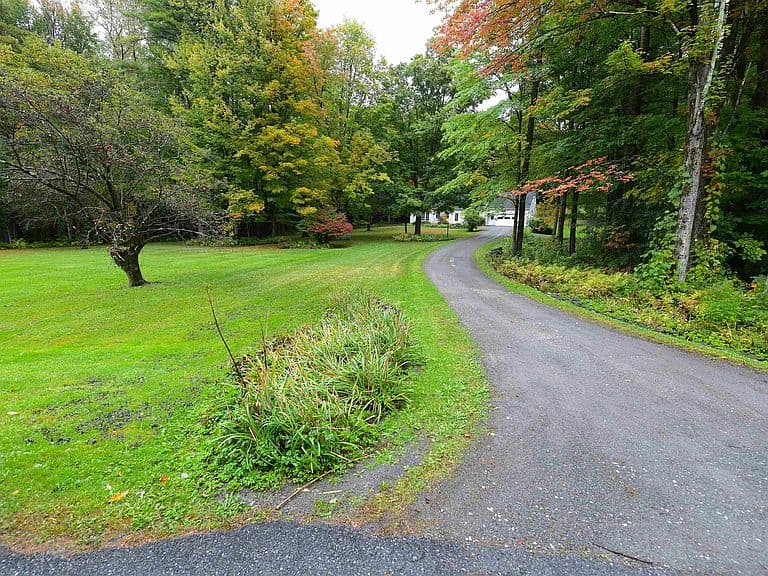 228 Yantz Hill Road photo 3