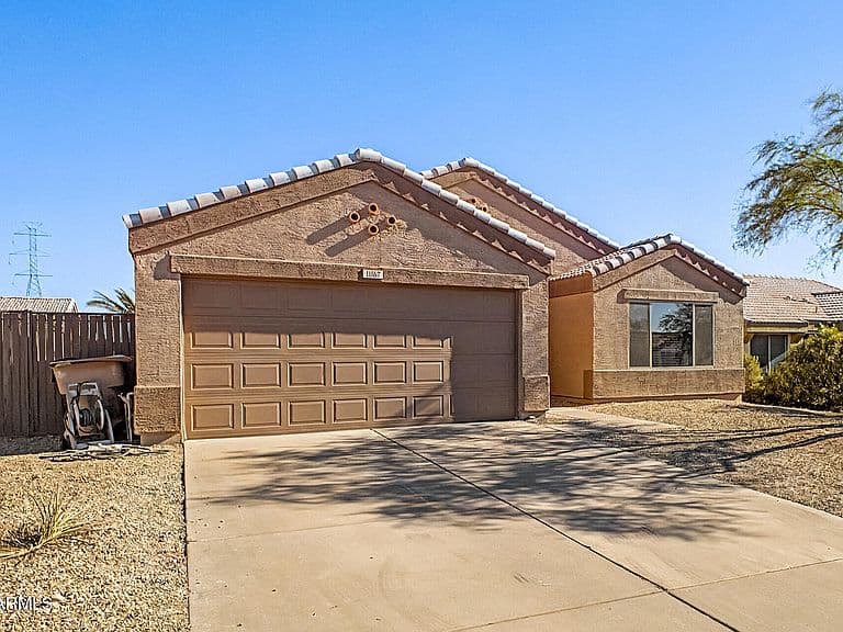 11167 W HARMONT Drive photo 3