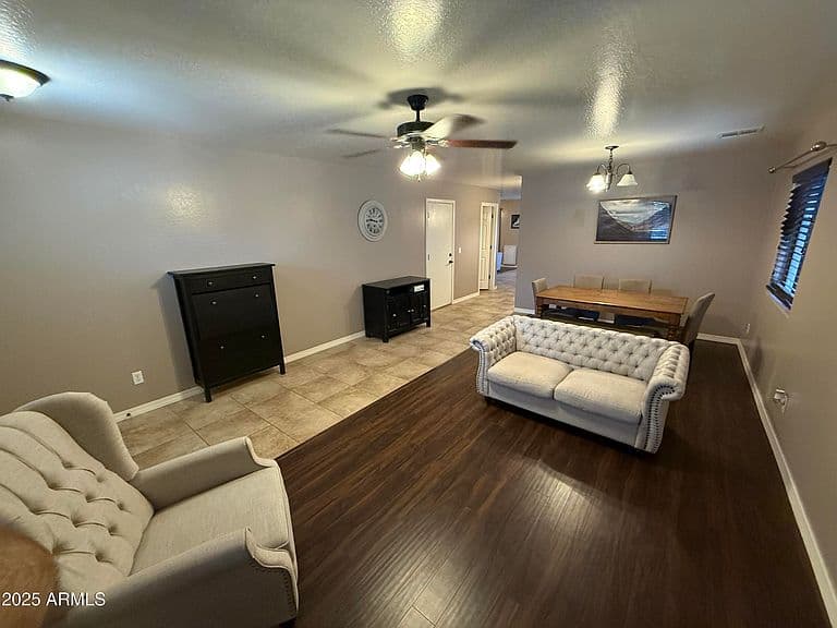 5976 E Sunrise Cir photo 4