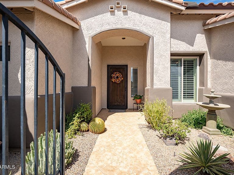 26862 N 73RD Way photo 3