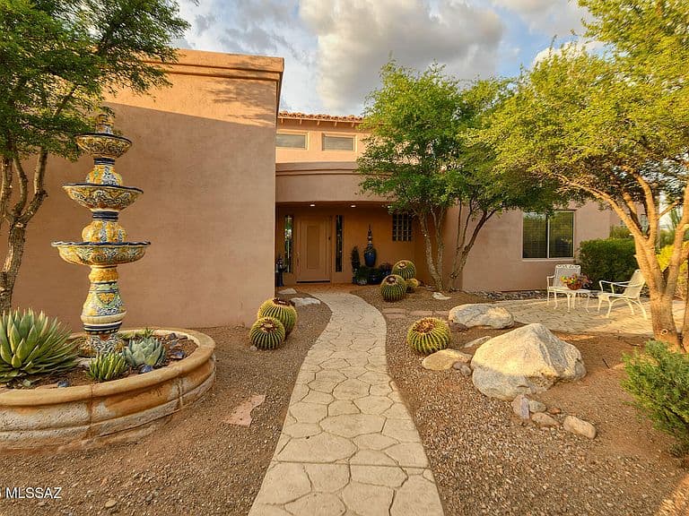 1012 E Baldy Spring Pl photo 3