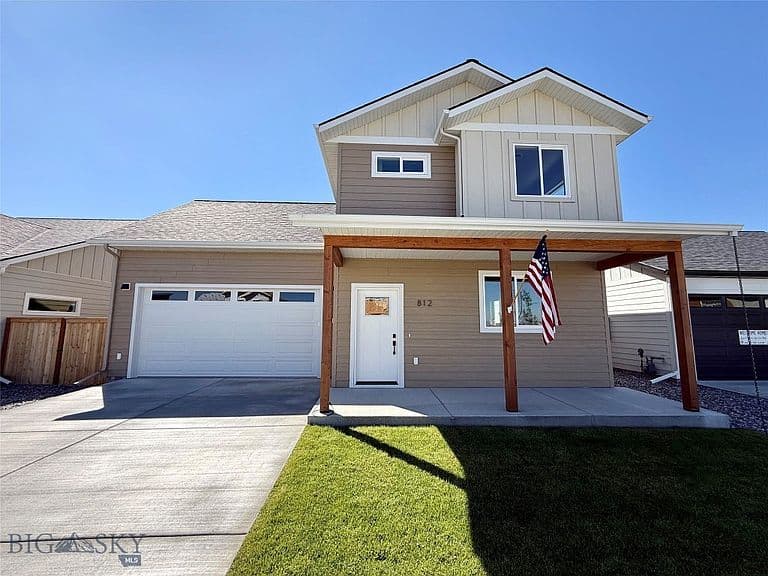 812 Accolade Loop photo 1