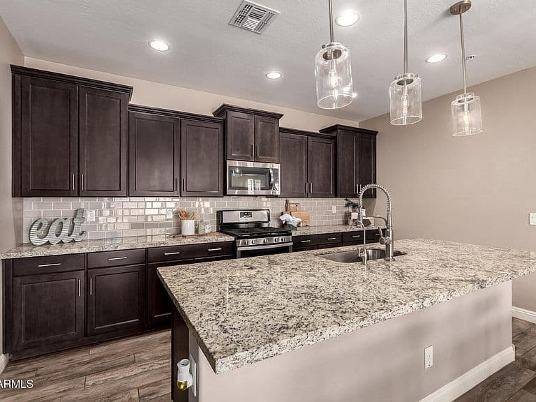 2369 N Riley Rd photo 5