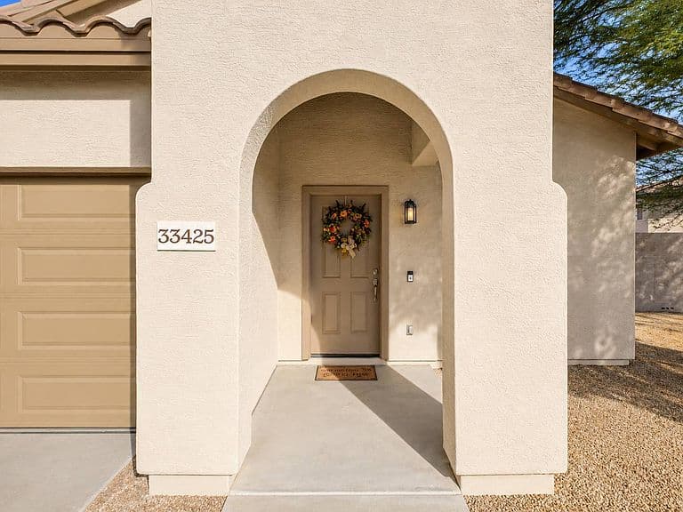 33425 N Roadrunner Ln photo 3