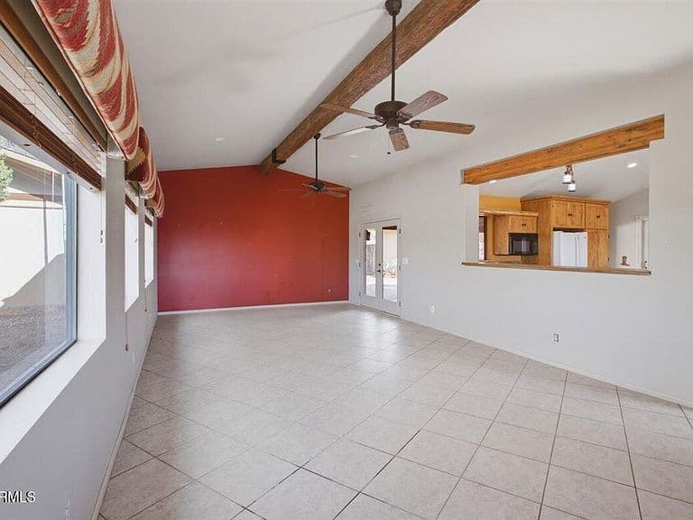 5435 N GRACE Drive photo 2