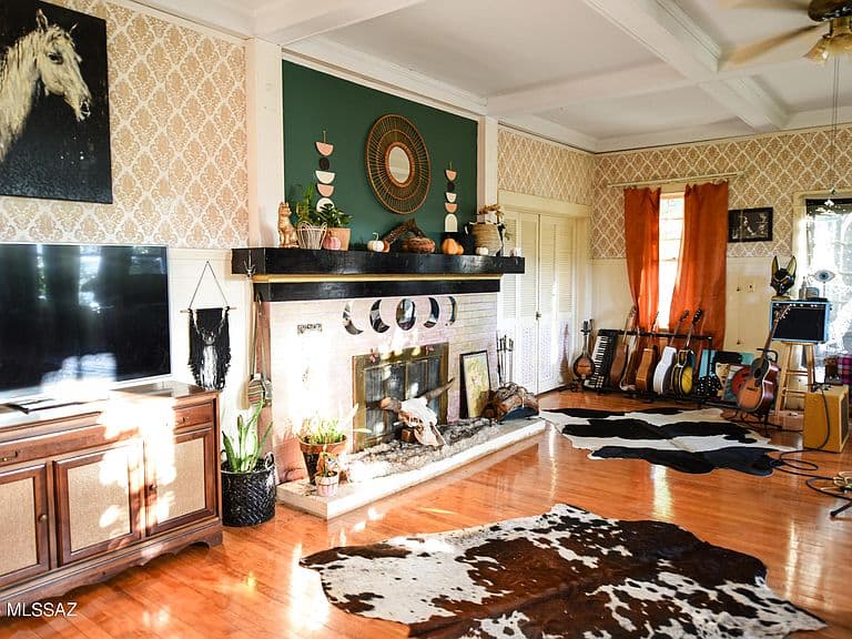 200 E Vista St photo 4