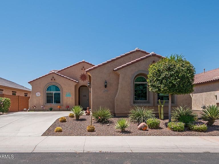 25963 W SEQUOIA Drive photo 1