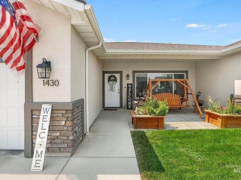 1430 Shelbi St photo 4