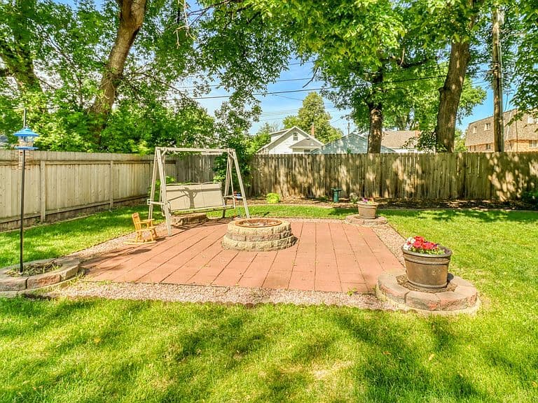 415 12th St N photo 5