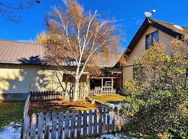 6 Laird St photo 5