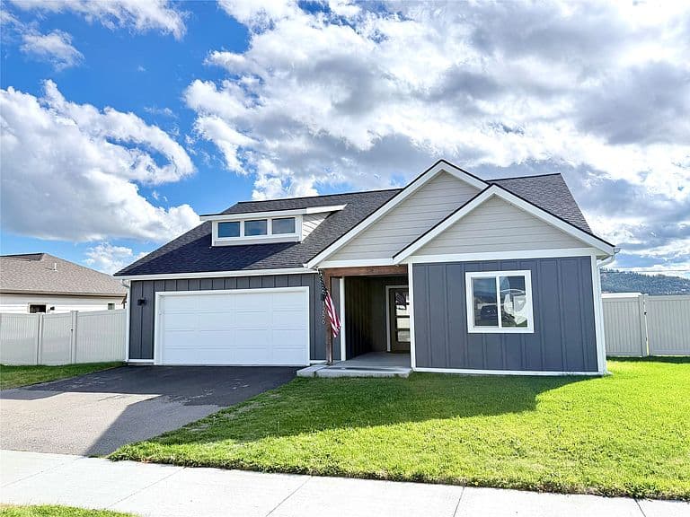 1256 Morning Eagle Dr photo 2