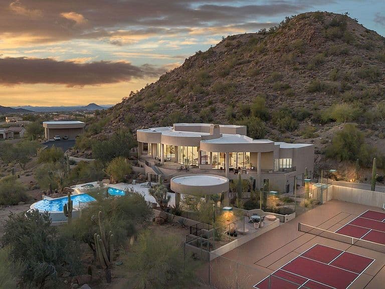 8812 E PALM Lane photo 5