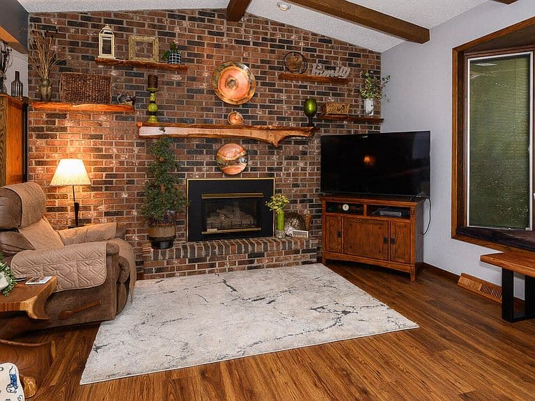 4101 W Heart Rd photo 5