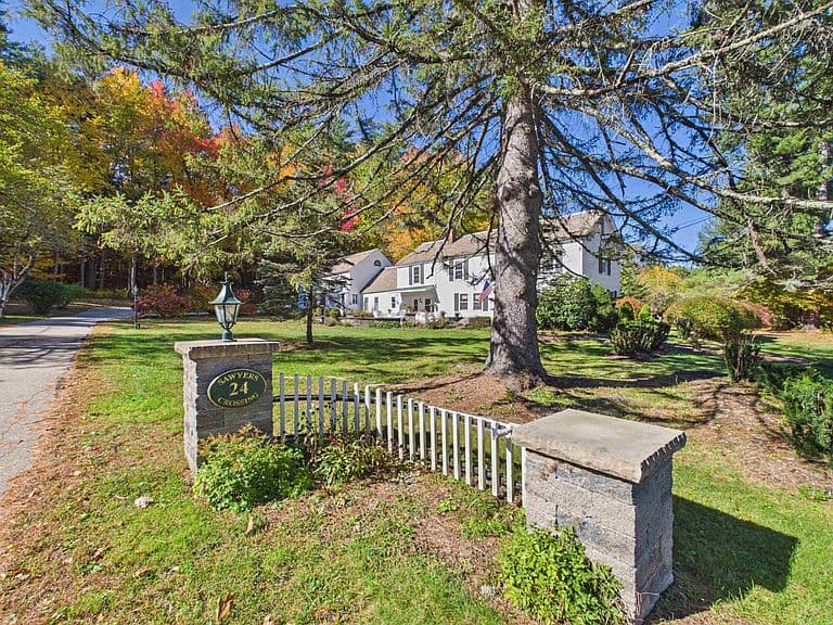 24 Sawyers Crossing Road photo 1