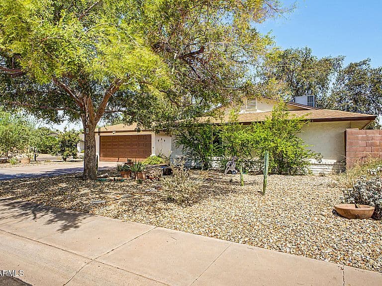 11831 N 29TH Street photo 4