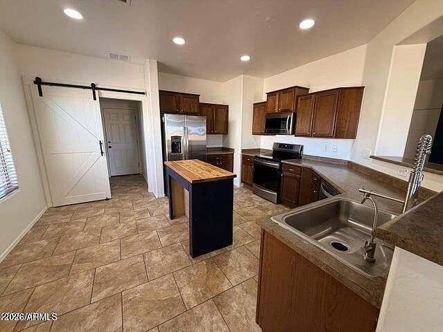 26140 W RUNION Drive photo 5