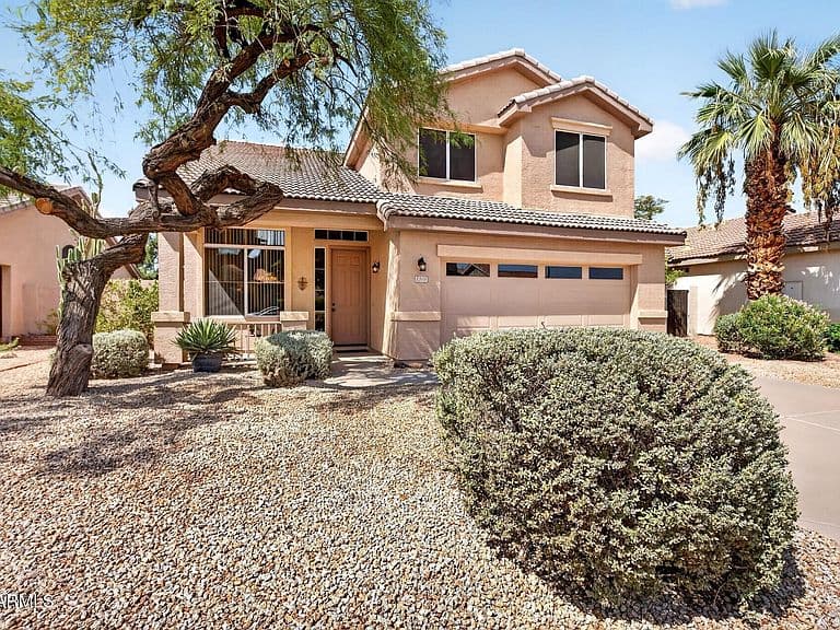 1368 W ENFIELD Way photo 3