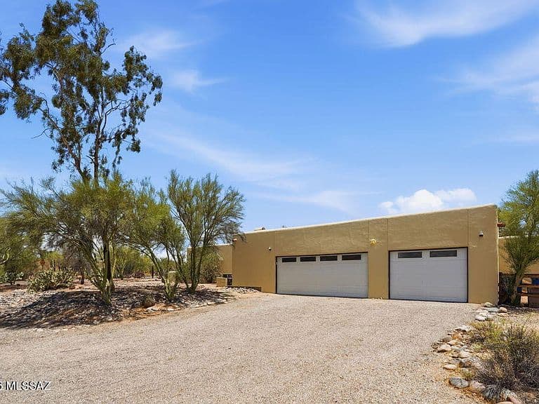 1857 W Dawn Dr photo 3