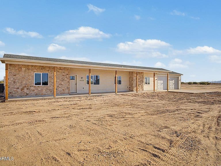 9889 W Lazy Acres Drive photo 3