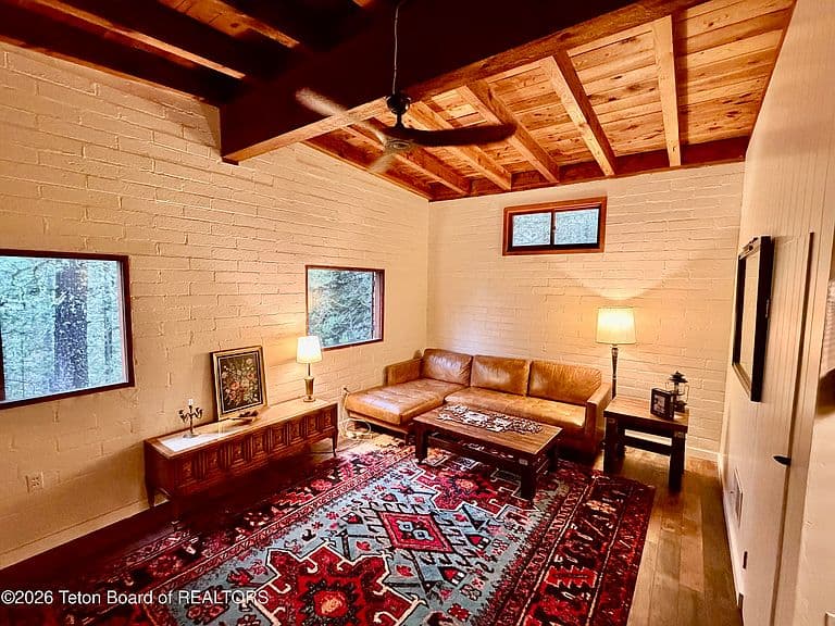 415 Forest Rd #21 photo 3