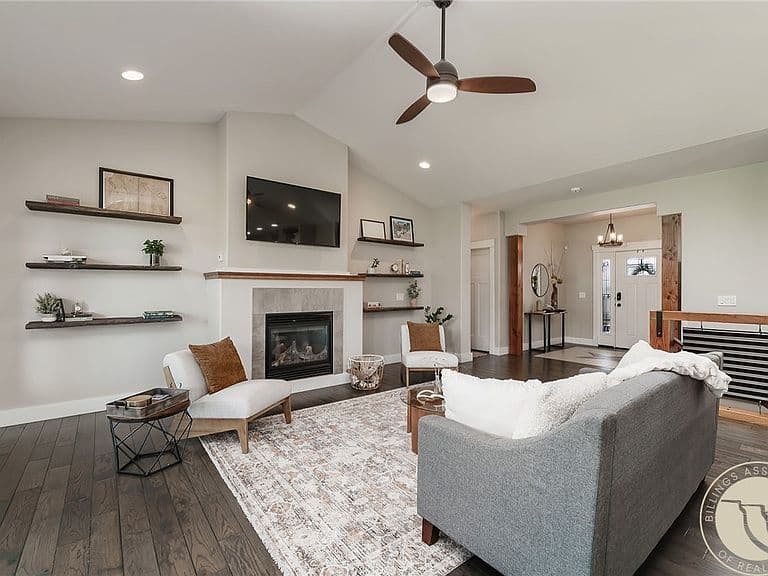 3071 Western Blfs photo 4