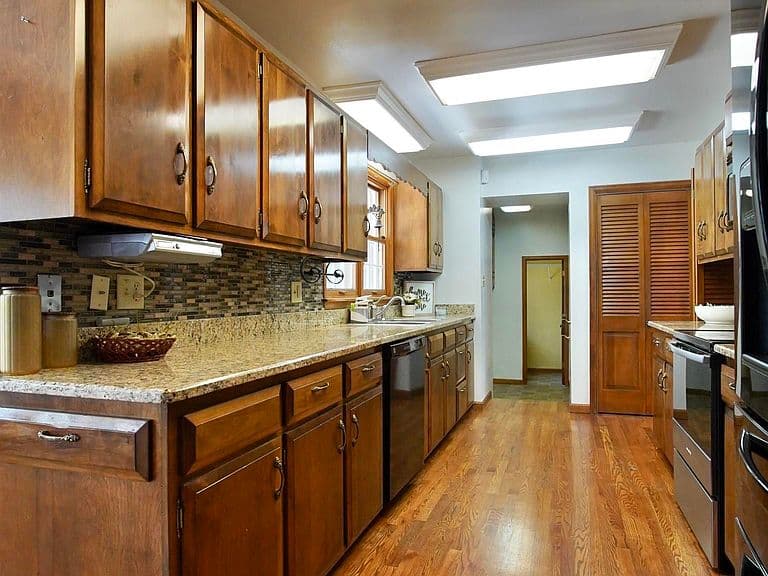 1110 Bella Vista Dr photo 5