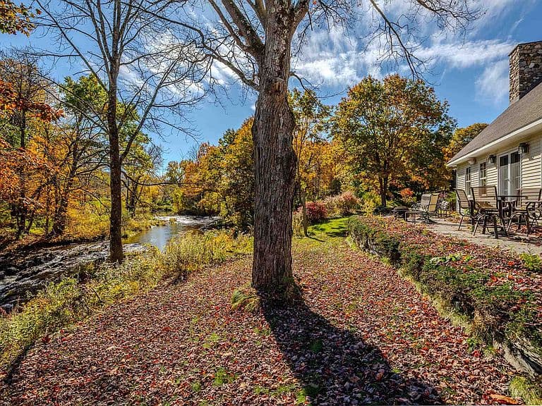 235 Button Falls Road photo 5
