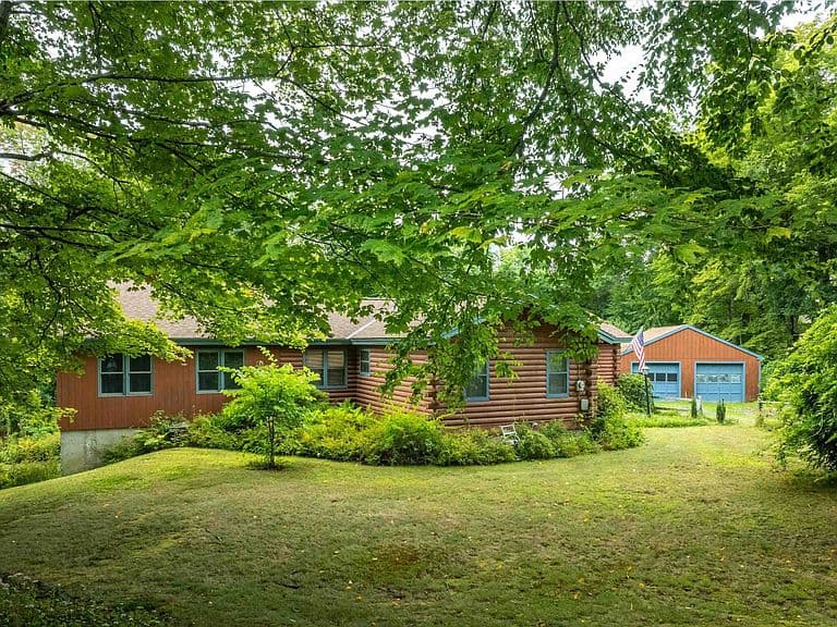 20 Barlow Road photo 2