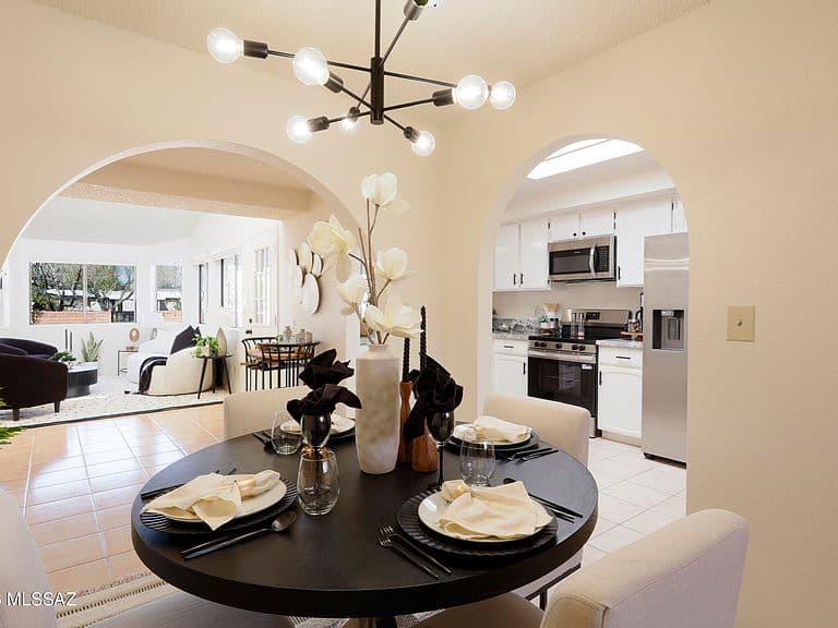 110 W Calle Melendrez photo 5