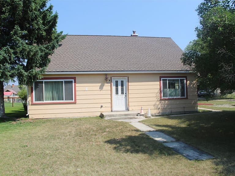 1013 Montana Ave photo 4