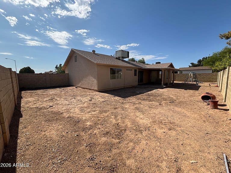 8901 N 86TH Drive photo 4