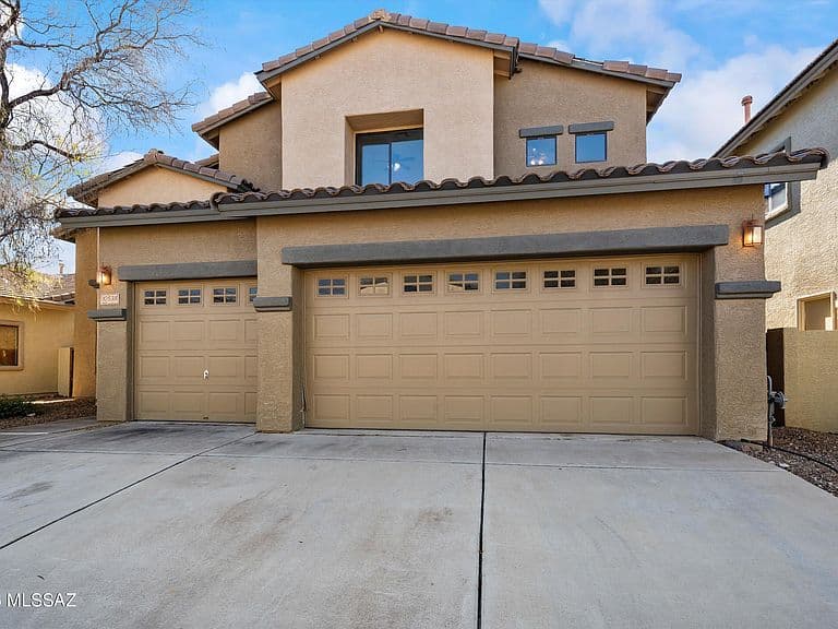 10538 E Ravenswood St photo 2