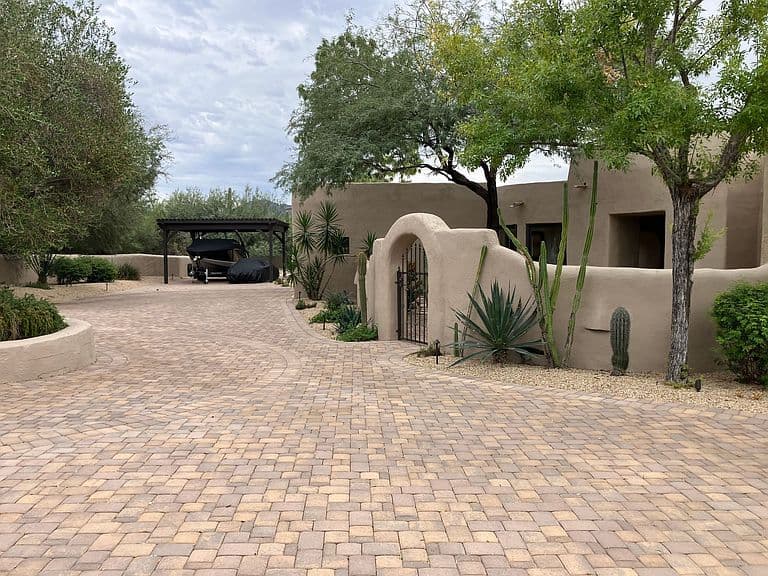 8306 E Buckskin Trl photo 2