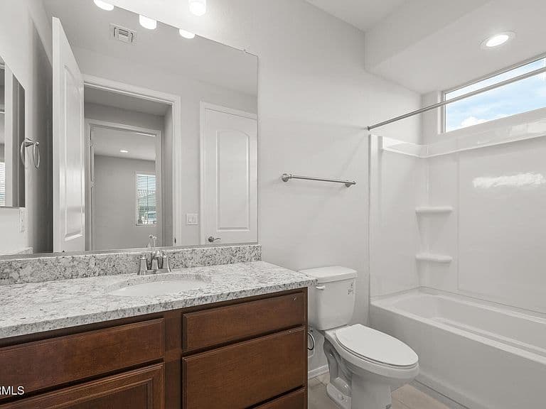 26760 W FIREHAWK Drive photo 3